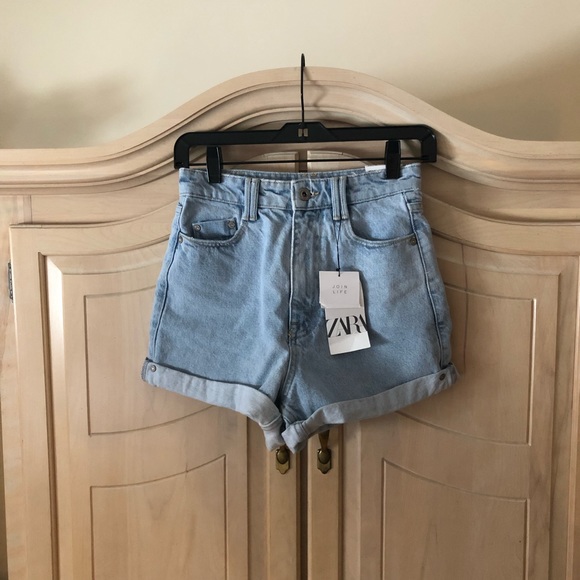Zara Mom Jean Shorts - Picture 1 of 5
